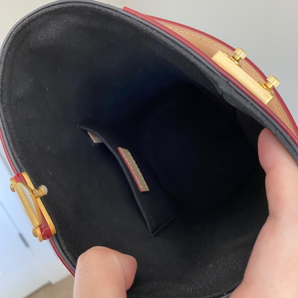 Louis Vuitton Duffle Bag - Picture 8 of 9